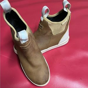 Xtratuf Women’s boots